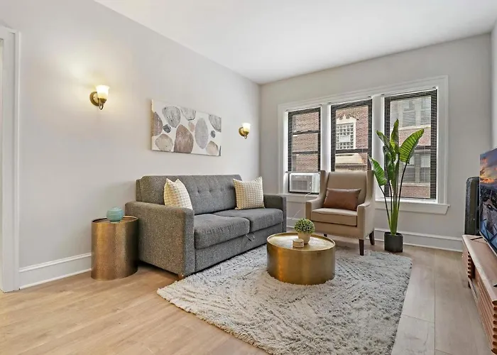 Appartement Warm & Lovely 2br Close To Dining & Shops - Touhy 1s
